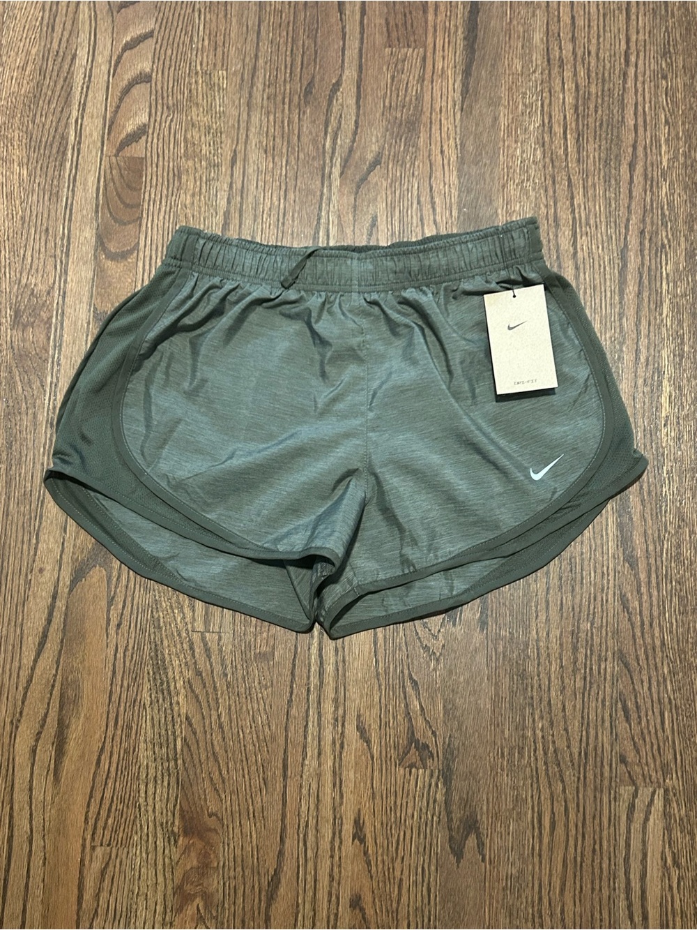 NWT Nike Dri-FIT Women’s Running Shorts Green Medium